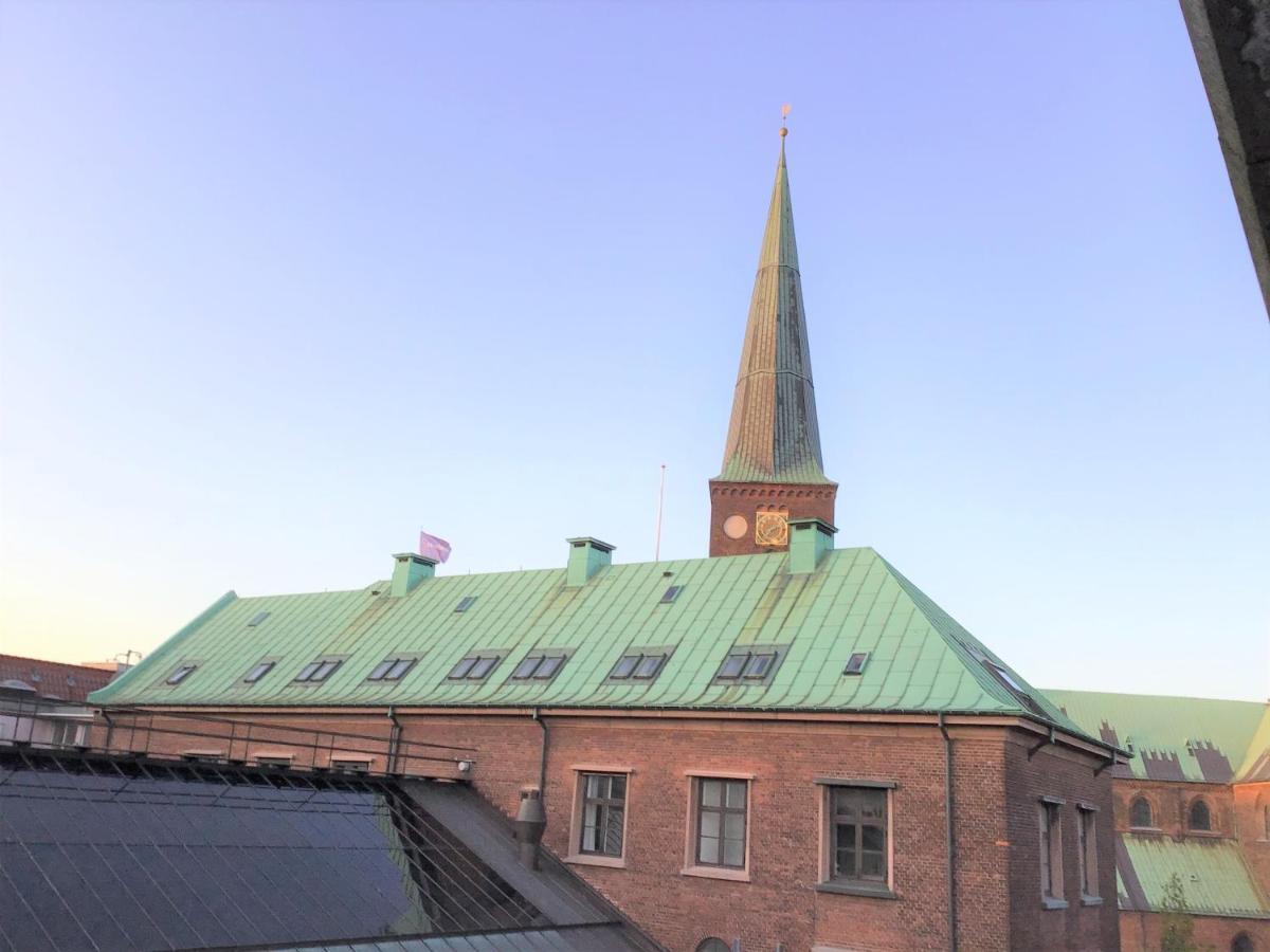Hyggelig 2-bedroom apartment in the center of Århus Buitenkant foto
